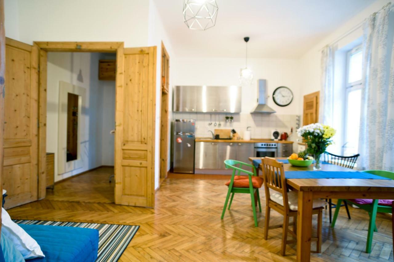 Large And Cozy Apartment 60 M2, Cracow Old Town Krakov Exteriér fotografie