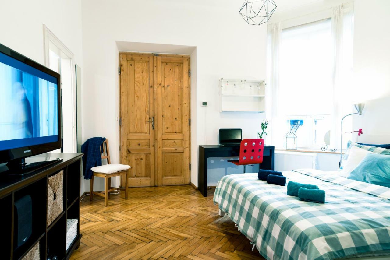 Large And Cozy Apartment 60 M2, Cracow Old Town Krakov Exteriér fotografie